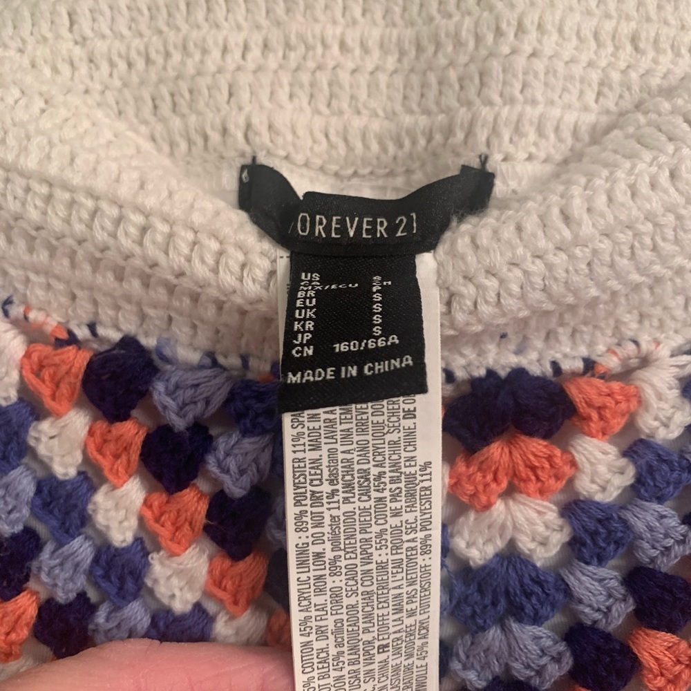 Forever 21 beach crochet shorts - Picture 2 of 3